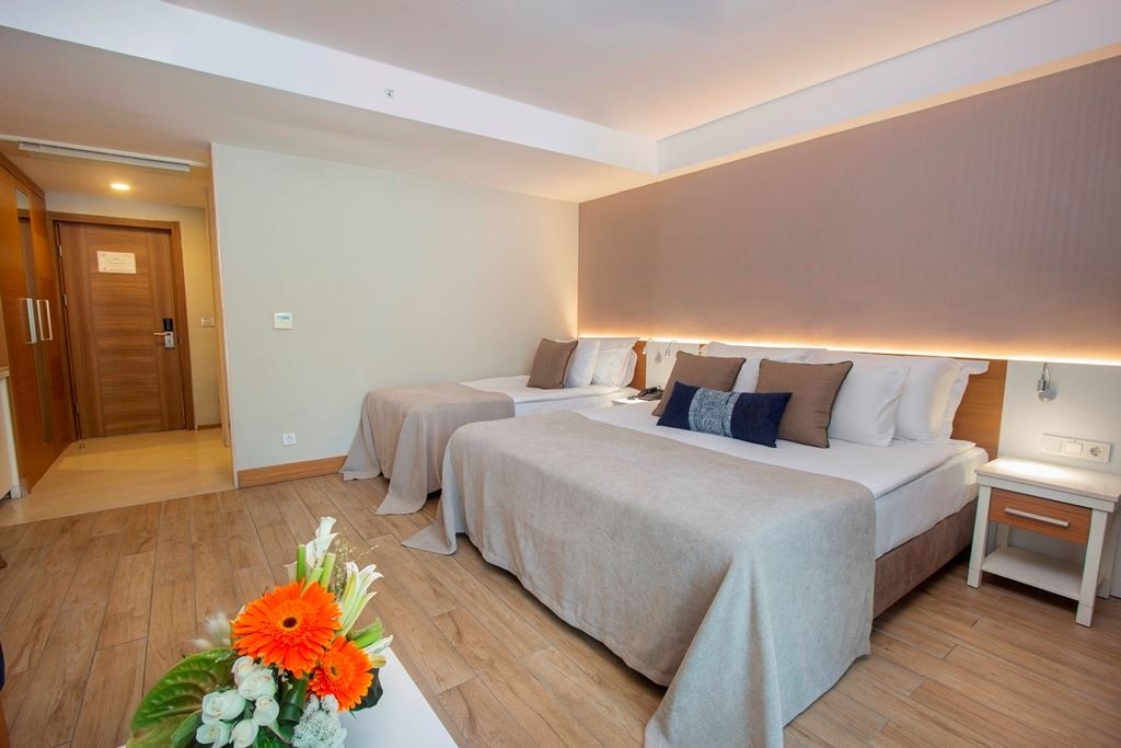 rooms-lagoon-superior-room