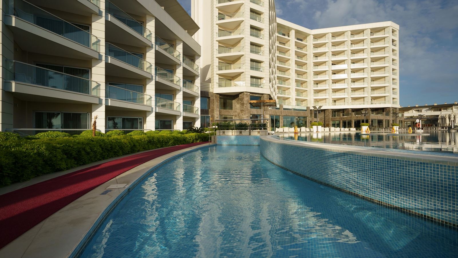 pools-outdoor-childrens-pool