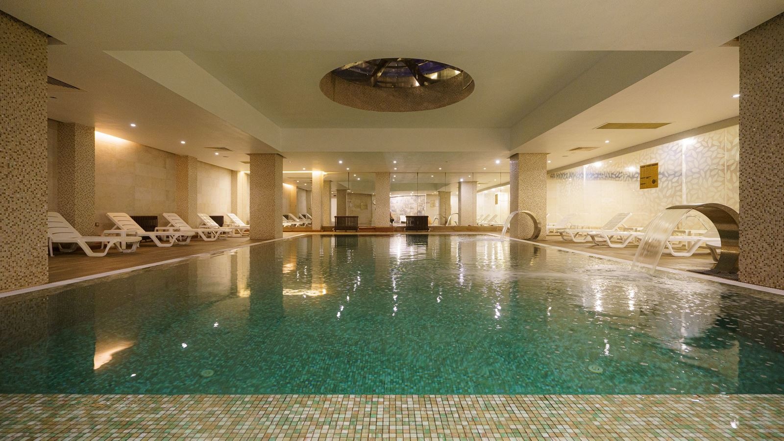 pools-indoor-pool