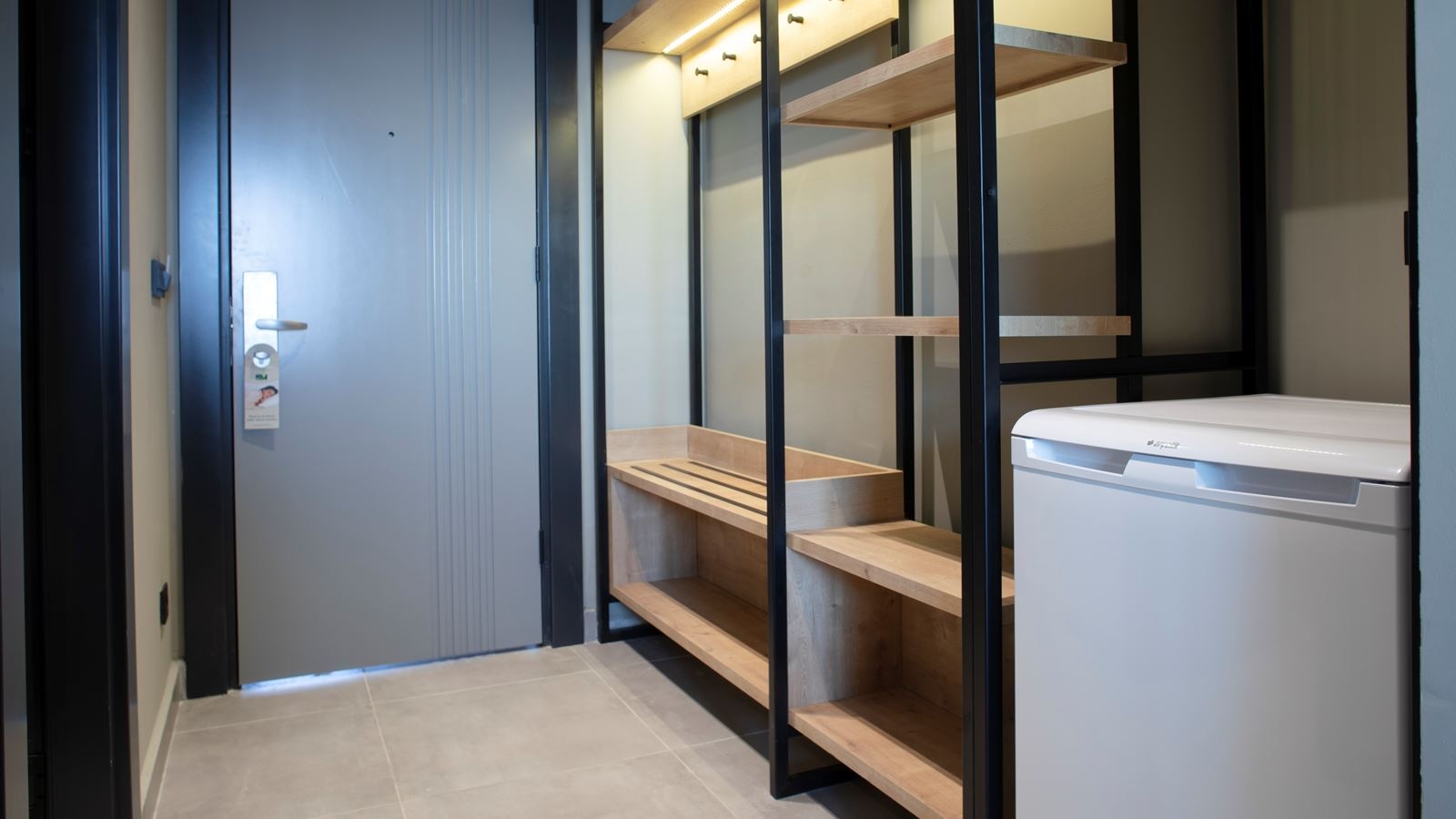 rooms-standard-room-land-view