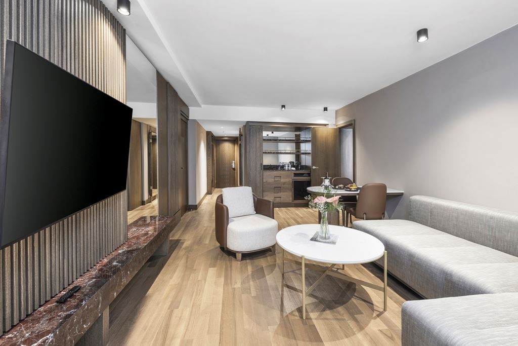 rooms-one-bedroom--suite-sea-view