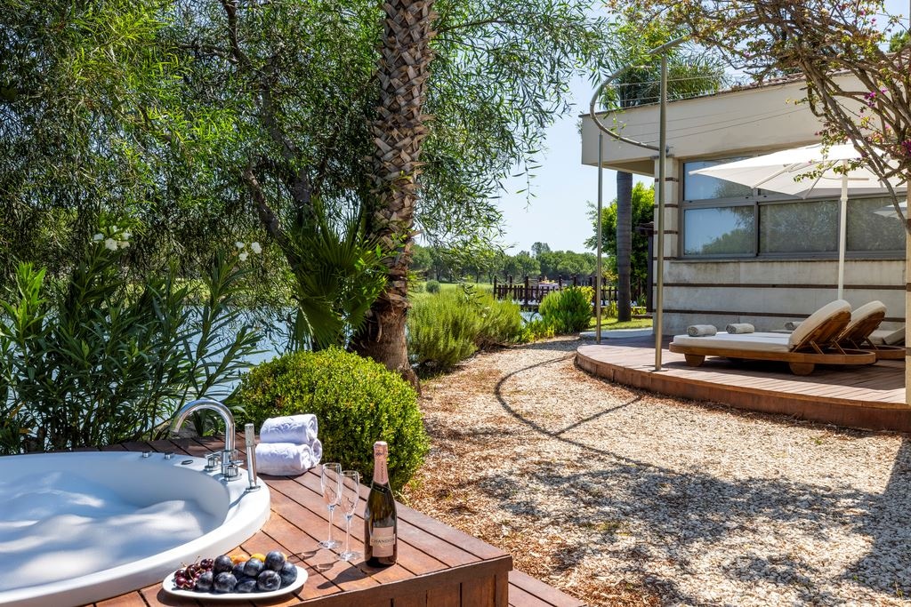 rooms-presidential-villa