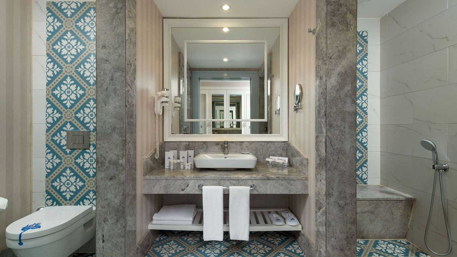 rooms-deluxe-room-eco