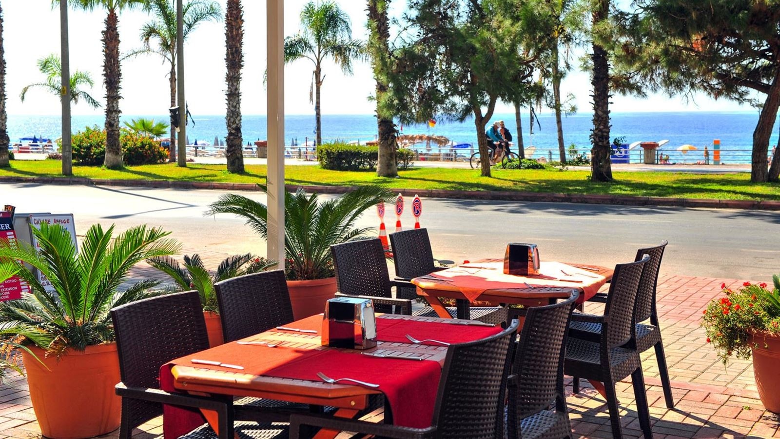 restaurants-restaurants