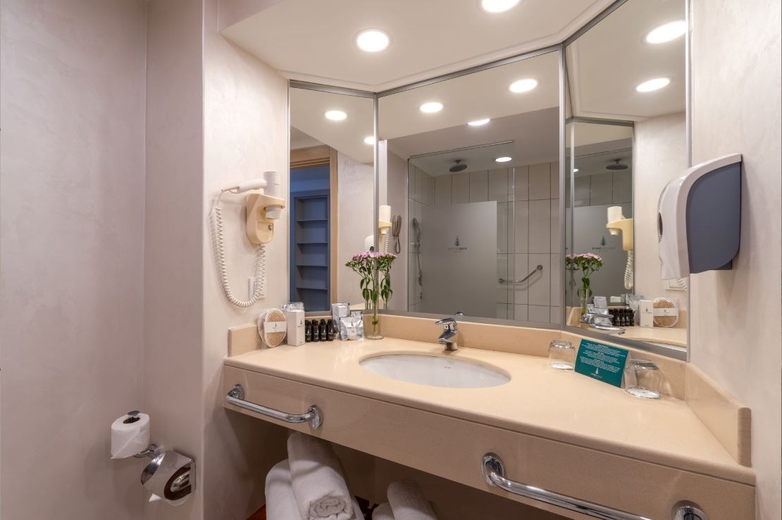 rooms-standard-room-classic-plus-partial-sea-view-+-pavillon