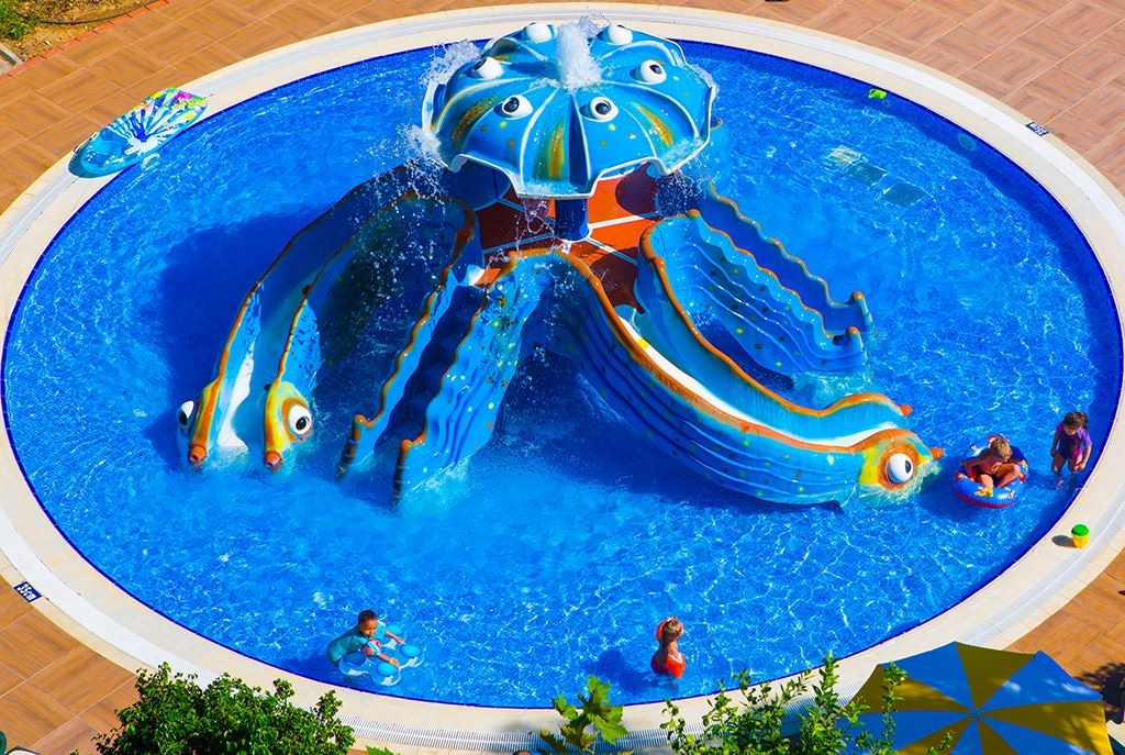 pools-outdoor-childrens-pool