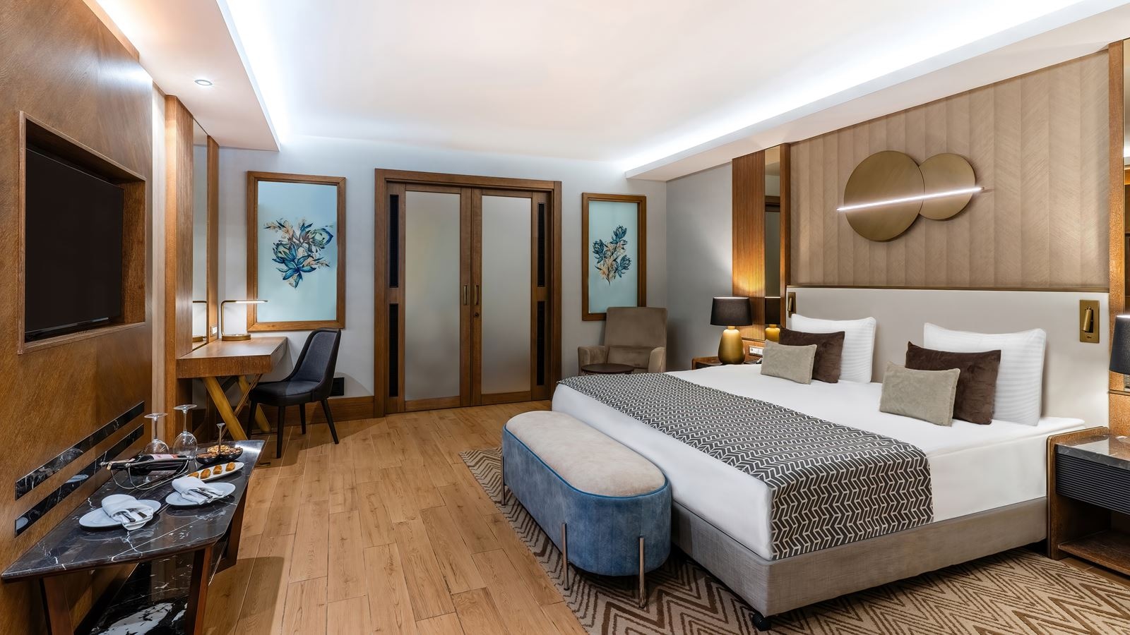 rooms-deluxe-superior-room-pool-acces