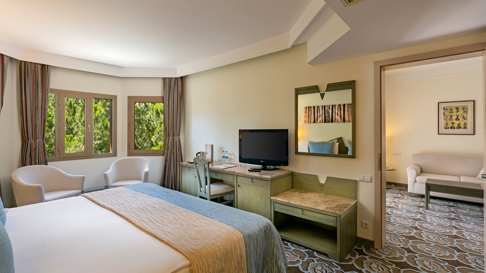 Junior Suite & Family Suite