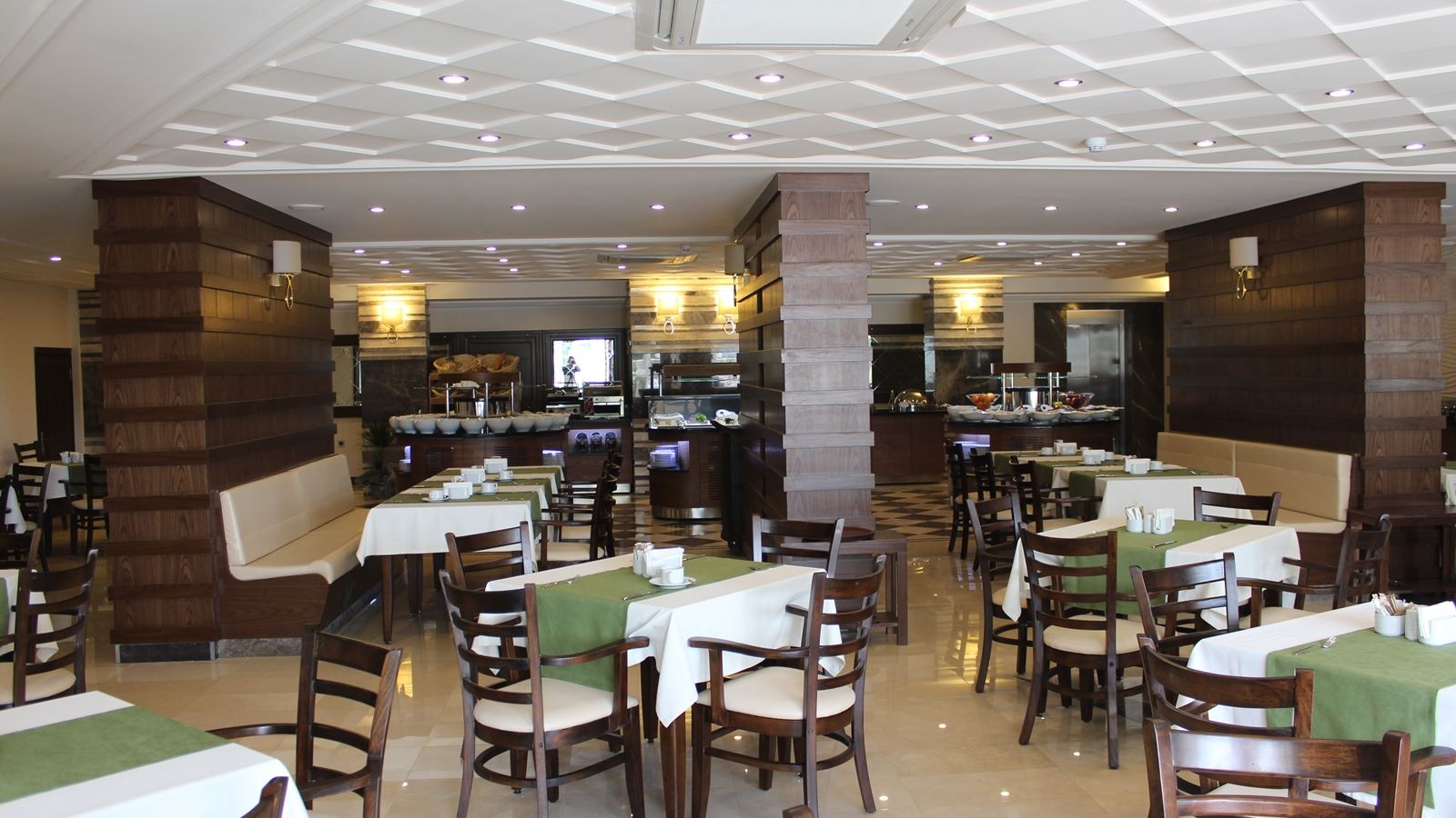 restaurants-restaurant