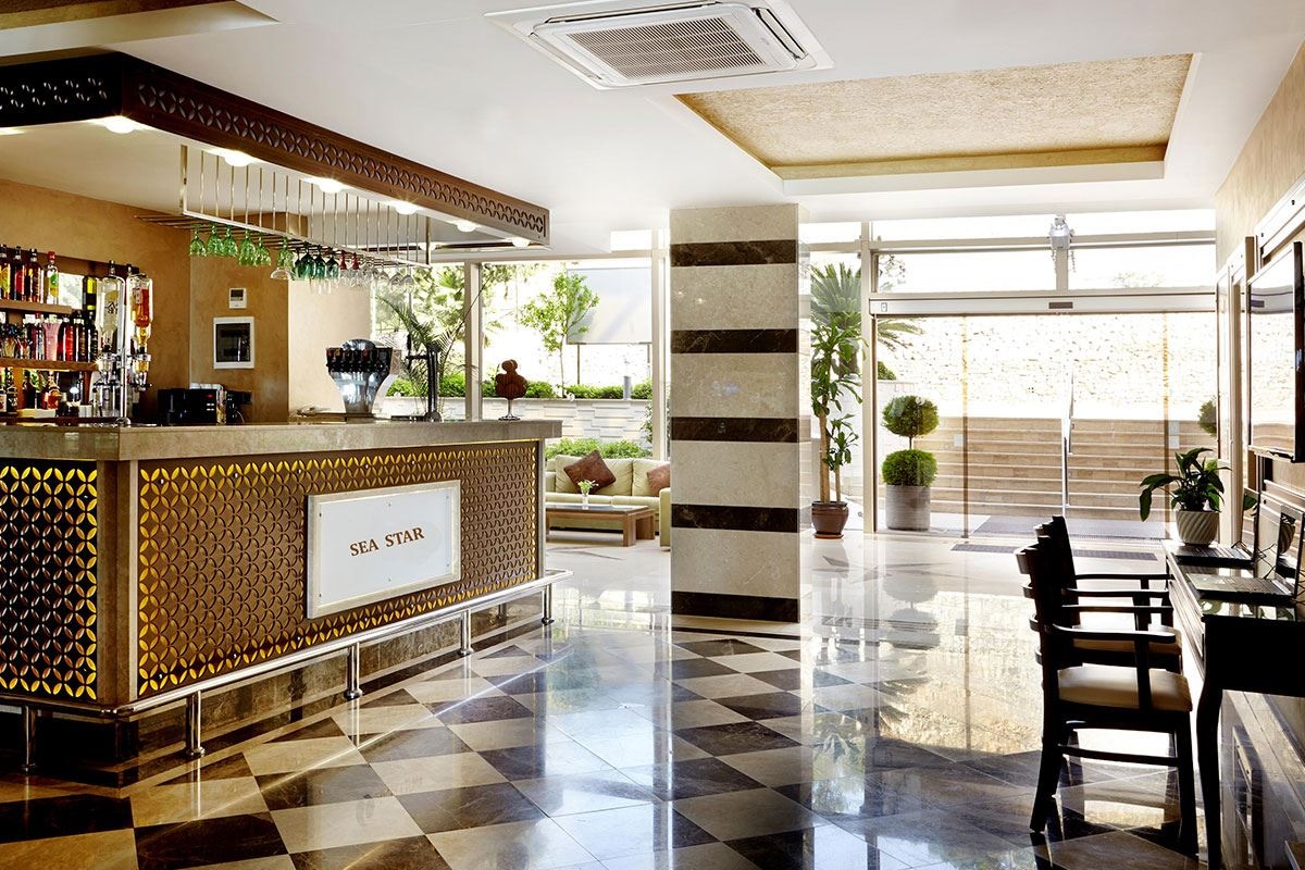 bars-lobby-bar