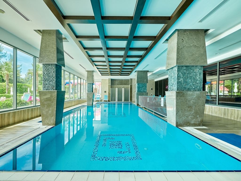 pools-indoor-pool