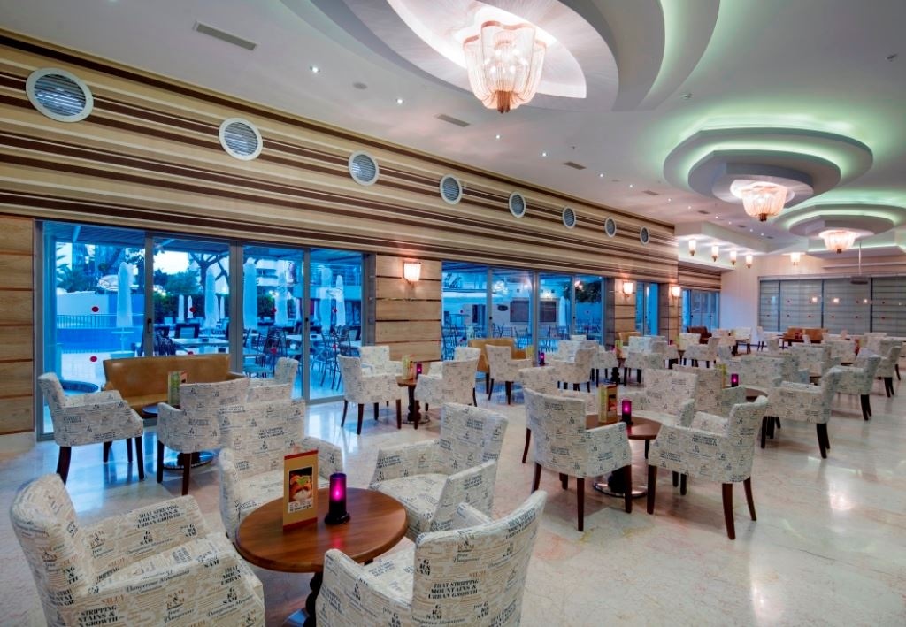 restaurants-puzzle-bar