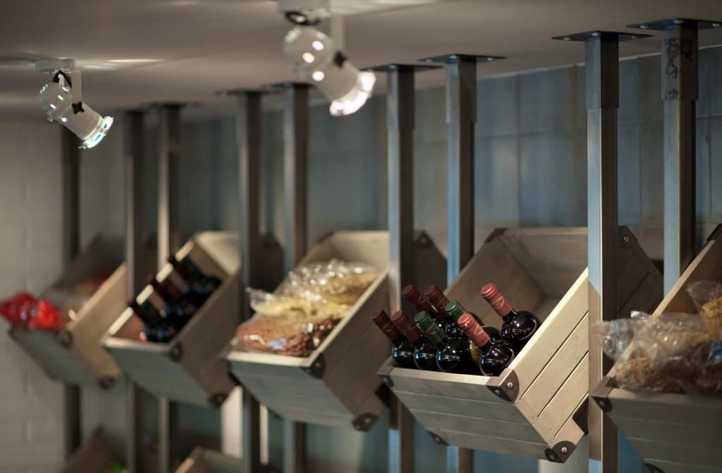 restaurants-restaurants