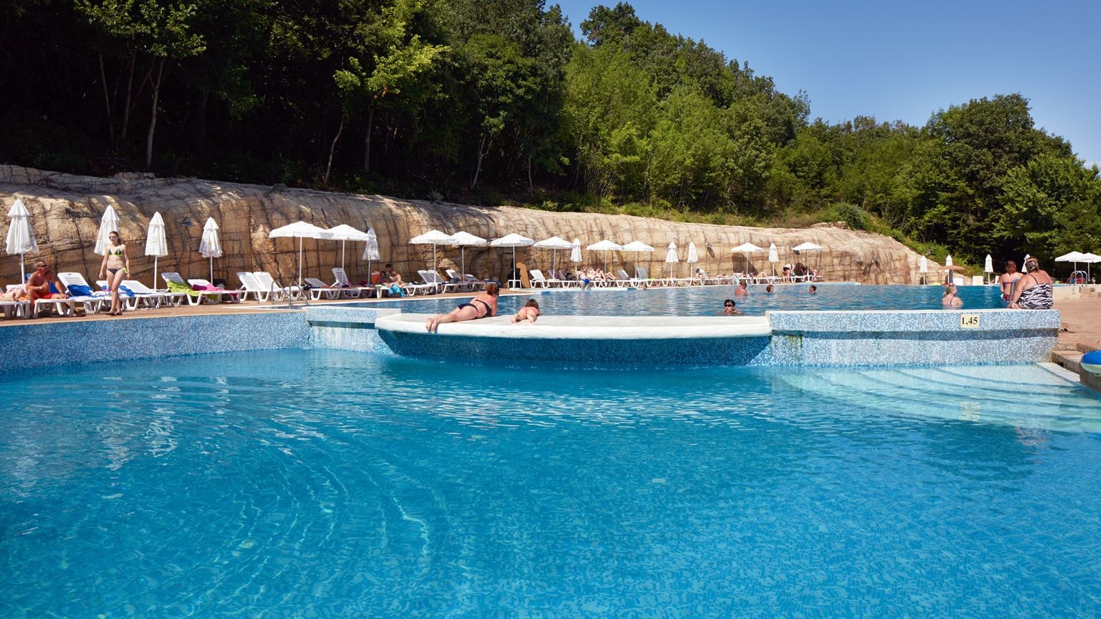 pools-pools