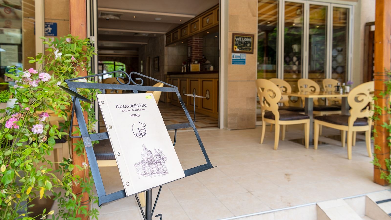 restaurants-restaurants