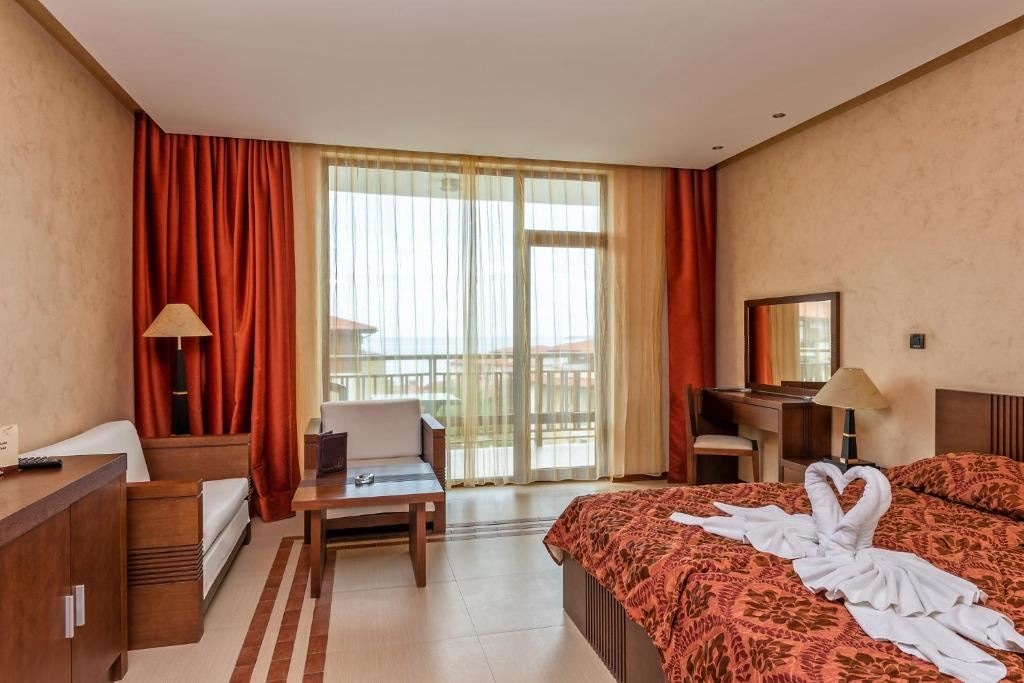 rooms-single-standard-room-sea-view