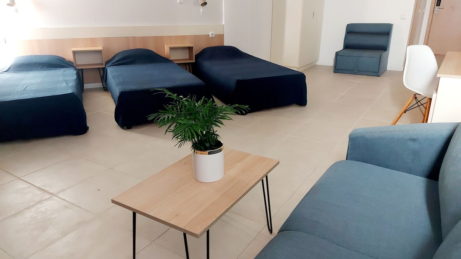 rooms-familyroom-typeb