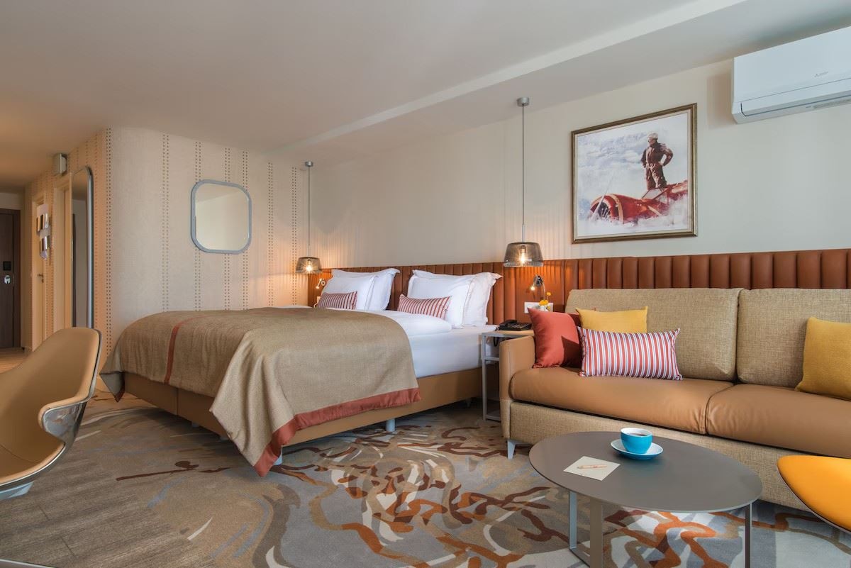 rooms-single-wchild-deluxe-room-gardenview-balcony-or-terrace