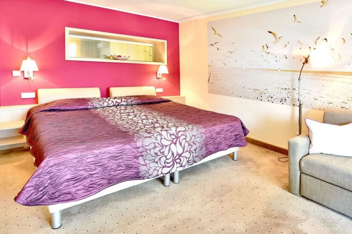 rooms-single-wchild-standard-room-balcony