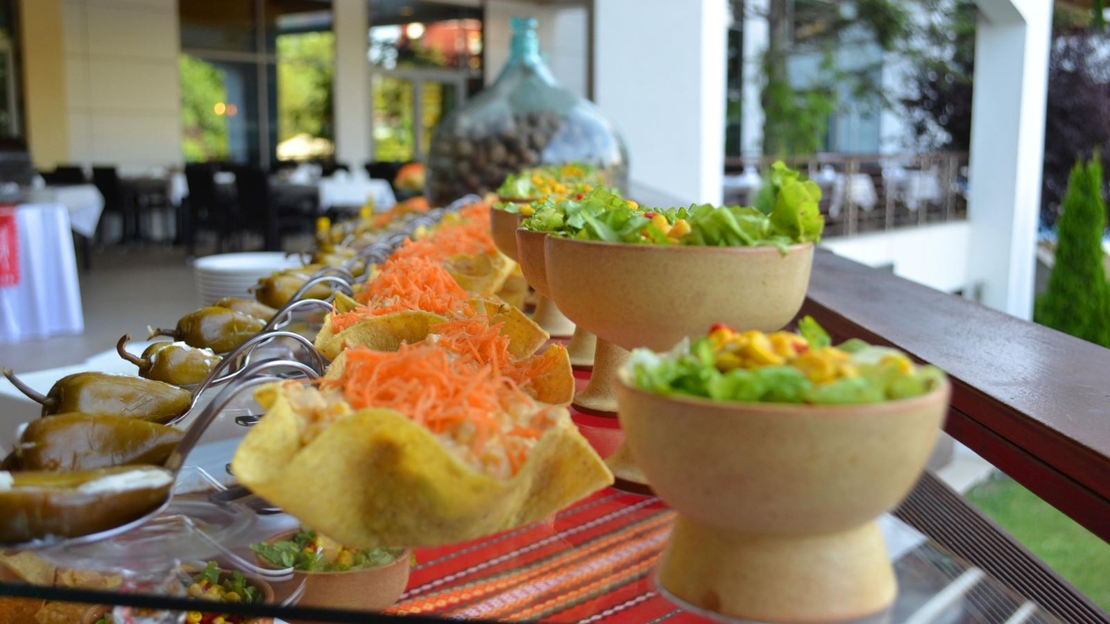 restaurants-restaurants