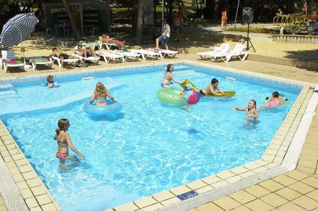 pools-pools