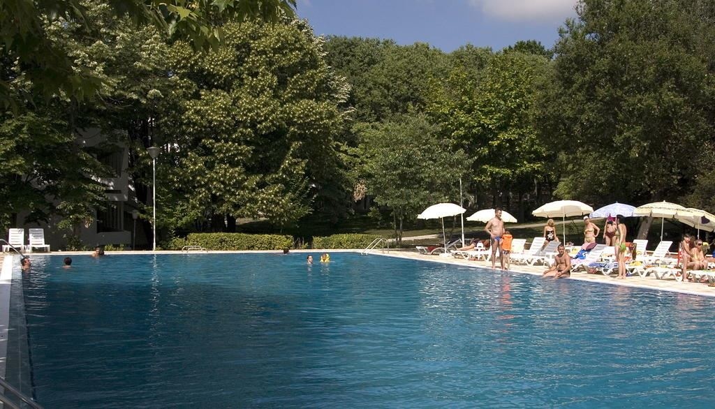 pools-pools