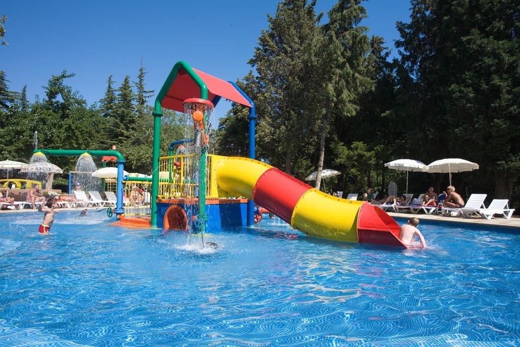 water-park-water-park