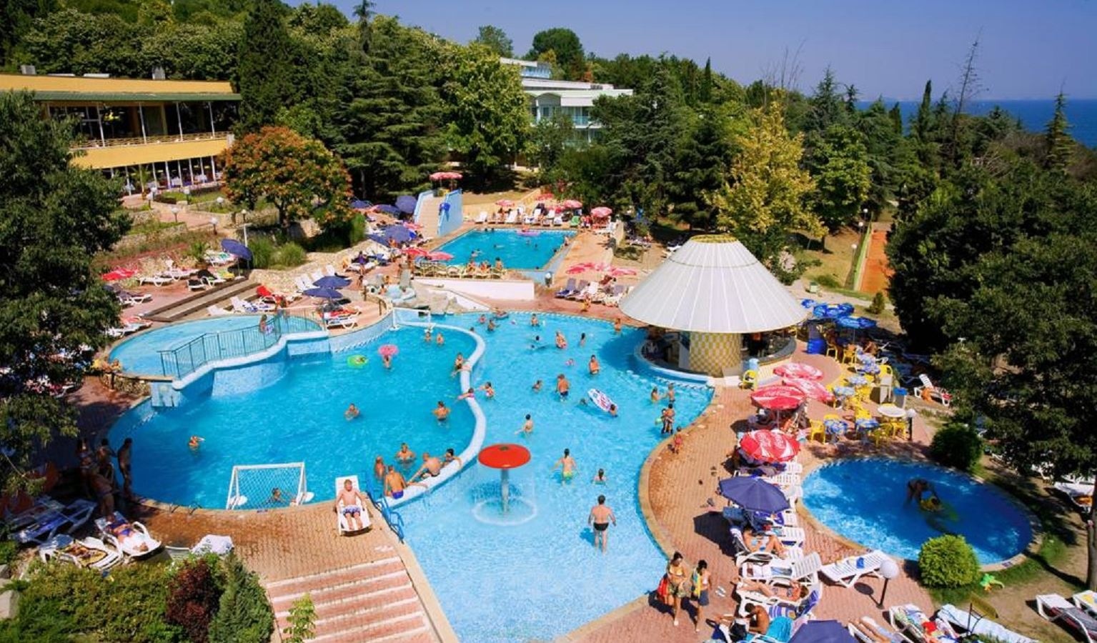 pools-pools