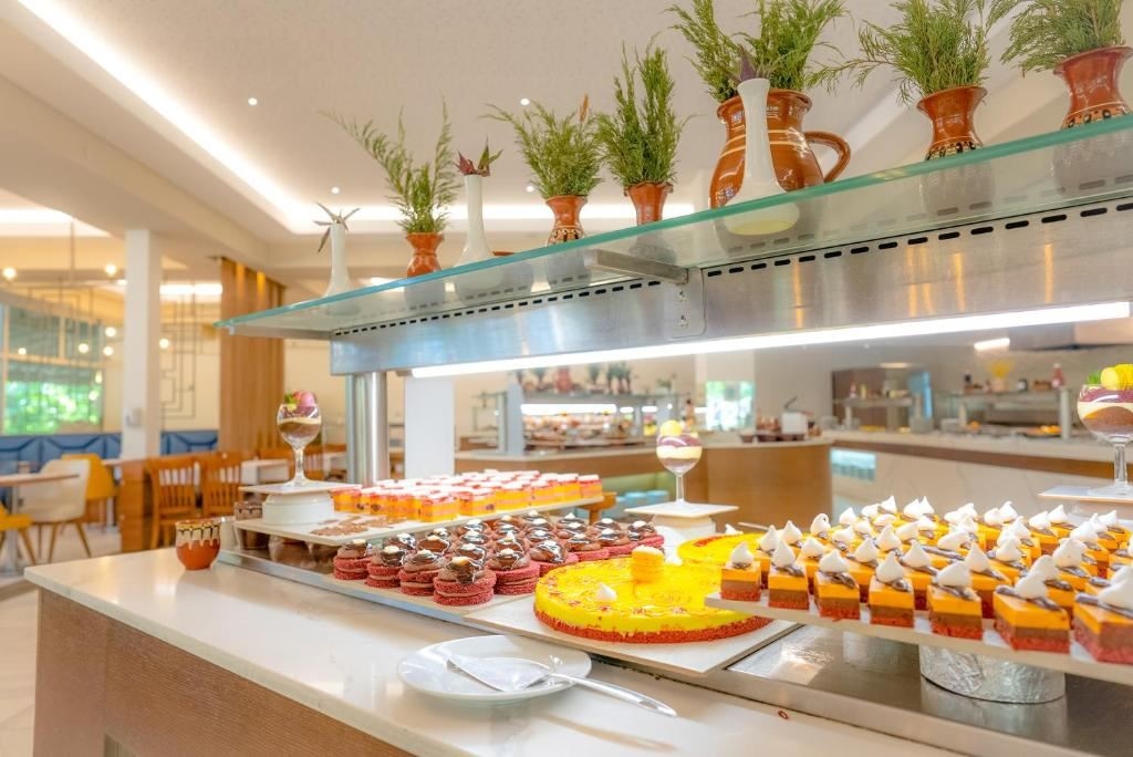 restaurants-main-restaurant