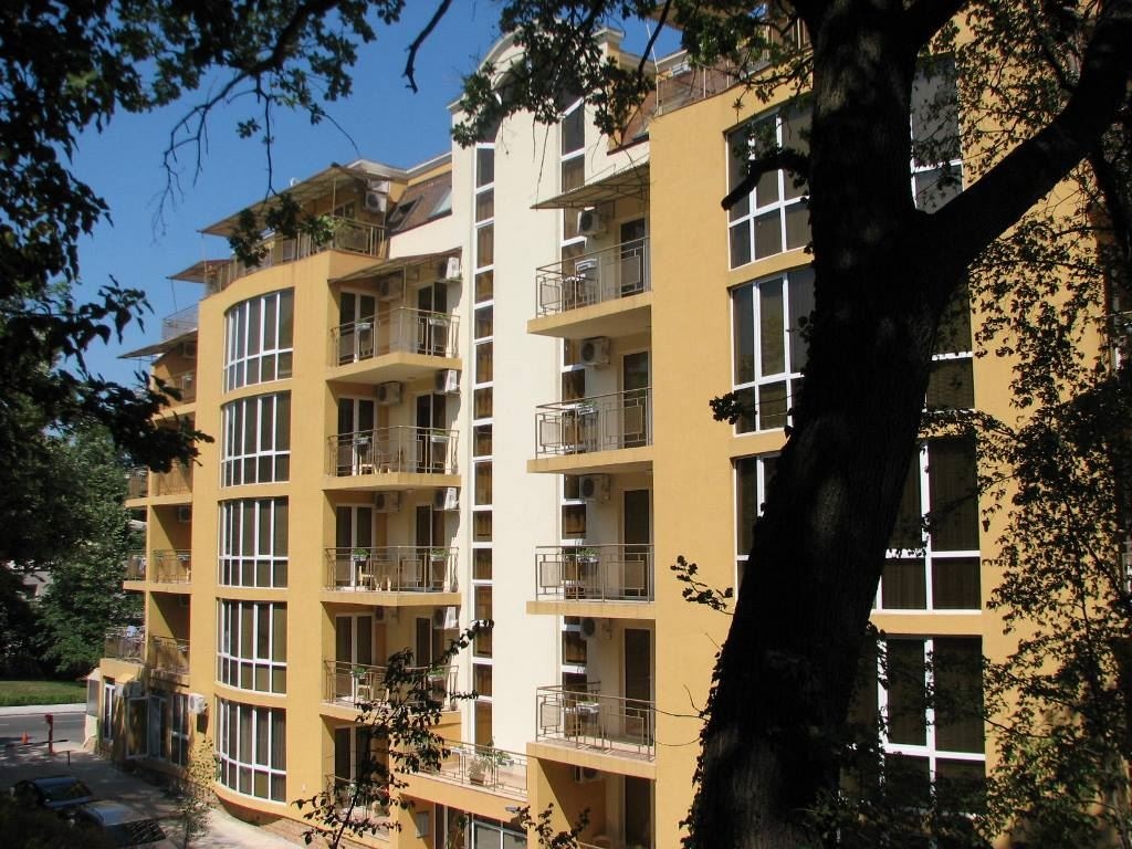 general-main-building