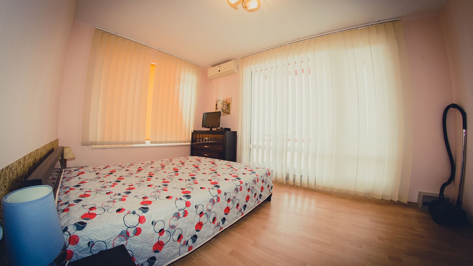 rooms-2-bedroom-standard-apartment-balcony-or-terrace