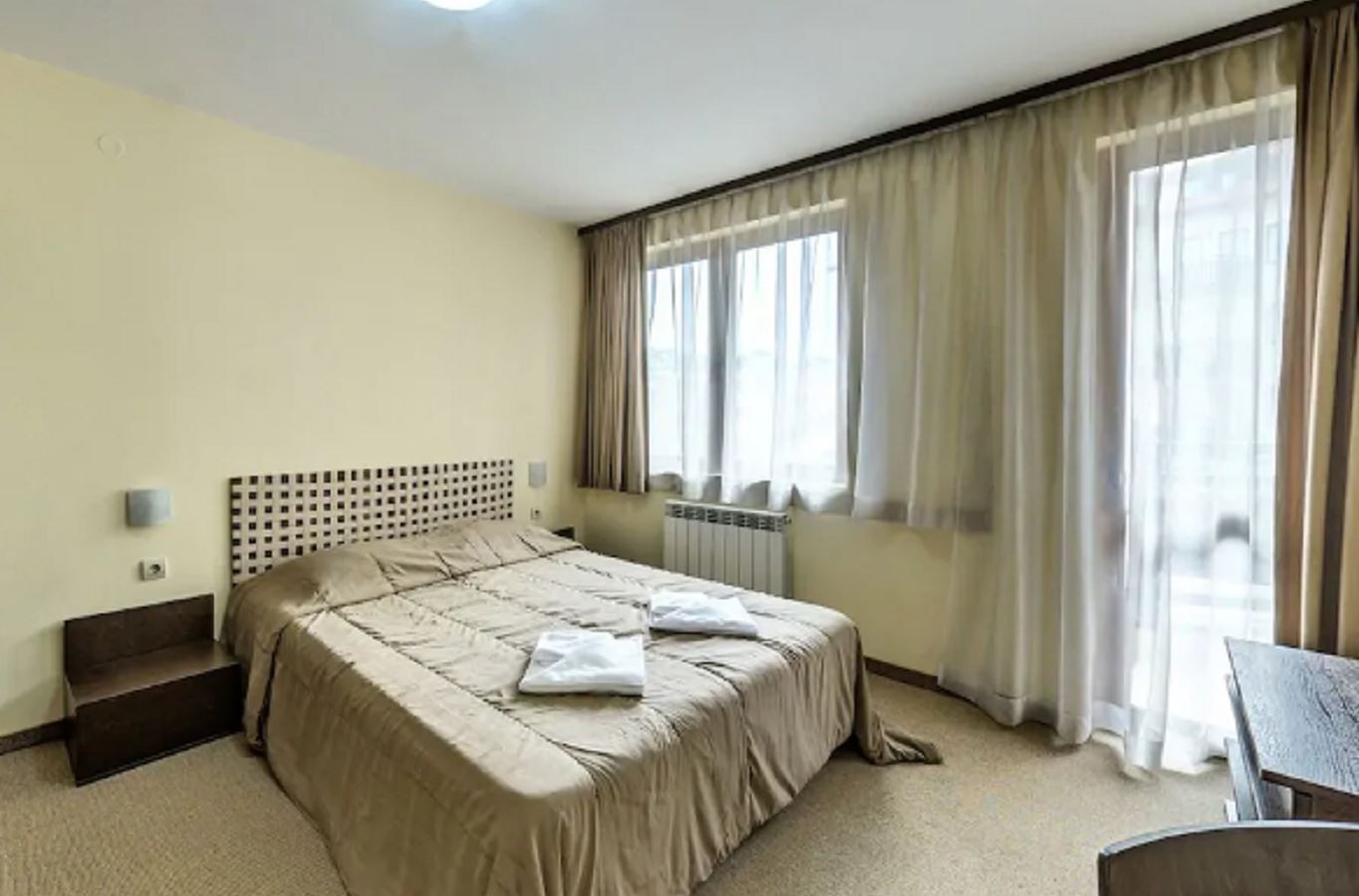 rooms-1-bedroom-standard-apartment-balcony-or-terrace