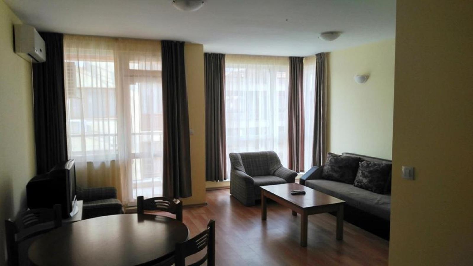 rooms-2-bedroom-standard-apartment-balcony-or-terrace