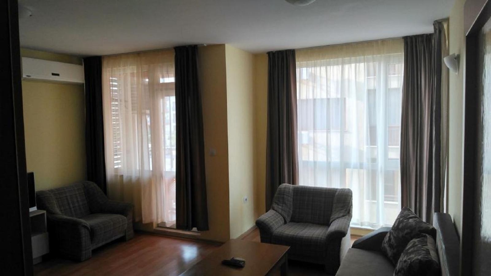 rooms-2-bedroom-standard-apartment-balcony-or-terrace