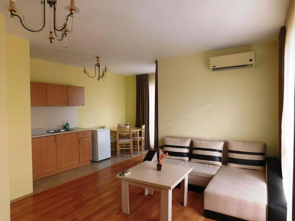 rooms-standard-apartment-balcony-or-terrace