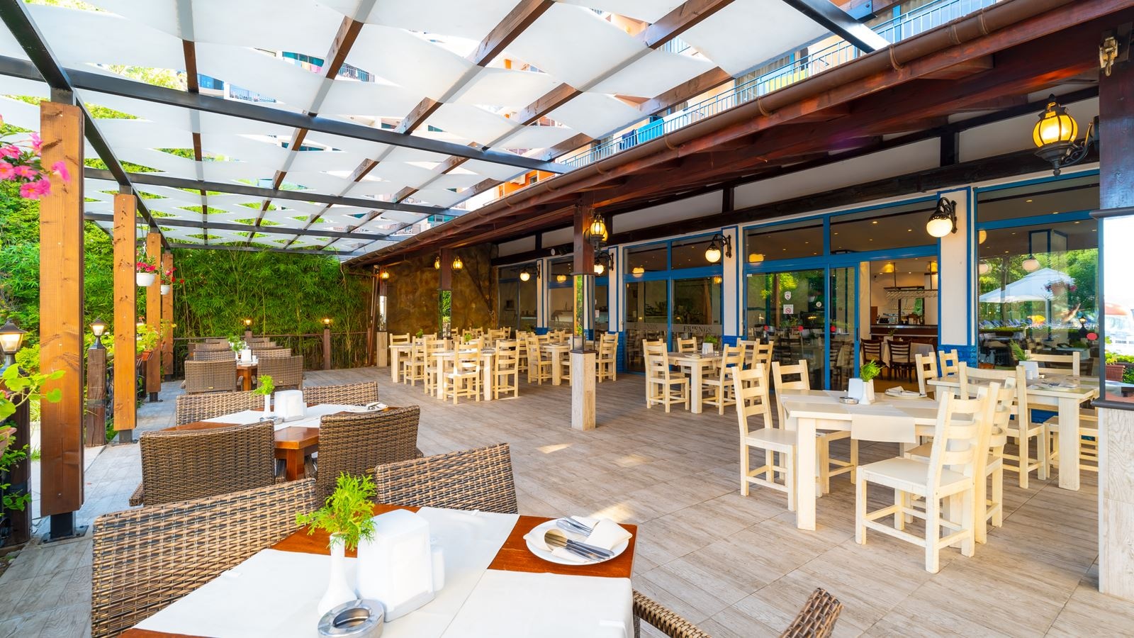 restaurants-main-restaurant