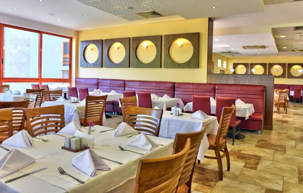 restaurants-restaurants