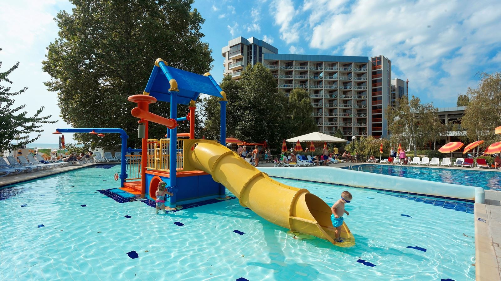 water-park-water-park