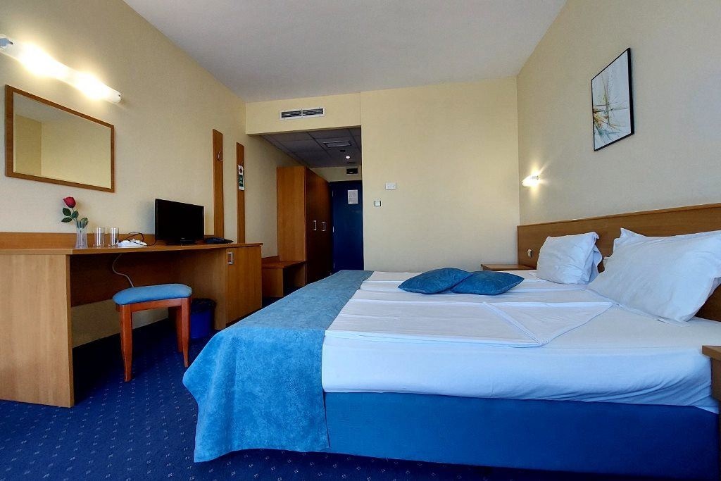 rooms-singleuse-standard-room-balcony-or-terrace