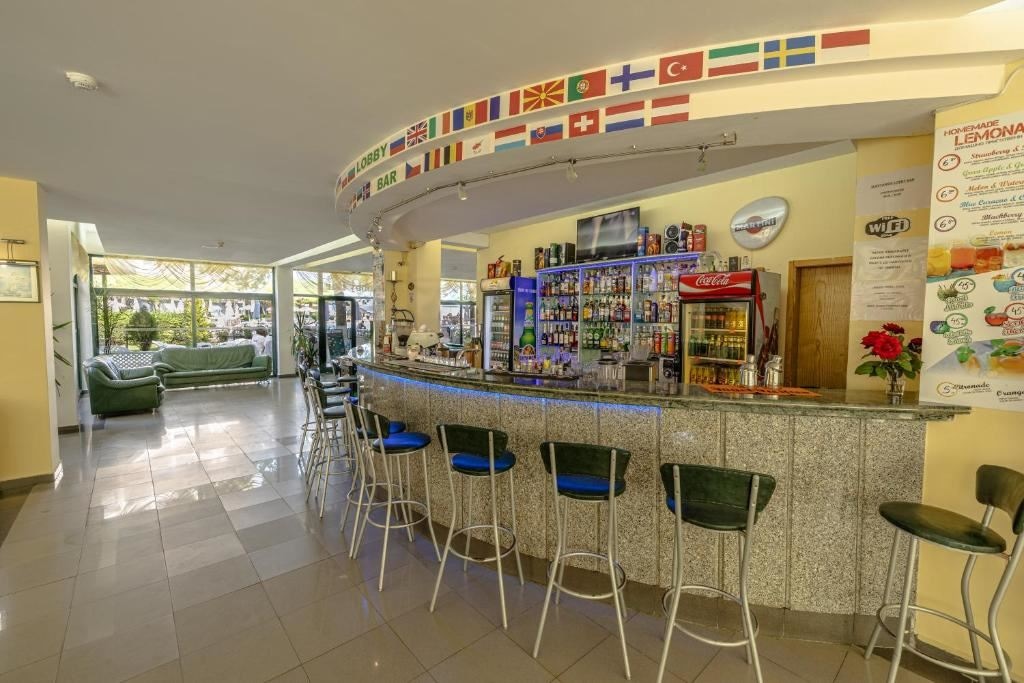 bars-lobby-bar-sands