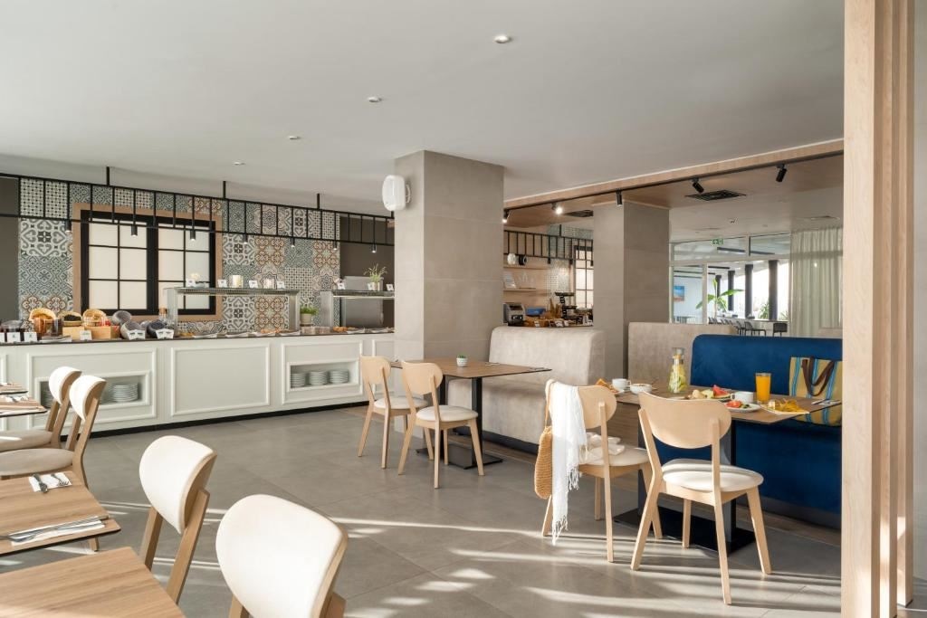 restaurants-restaurants