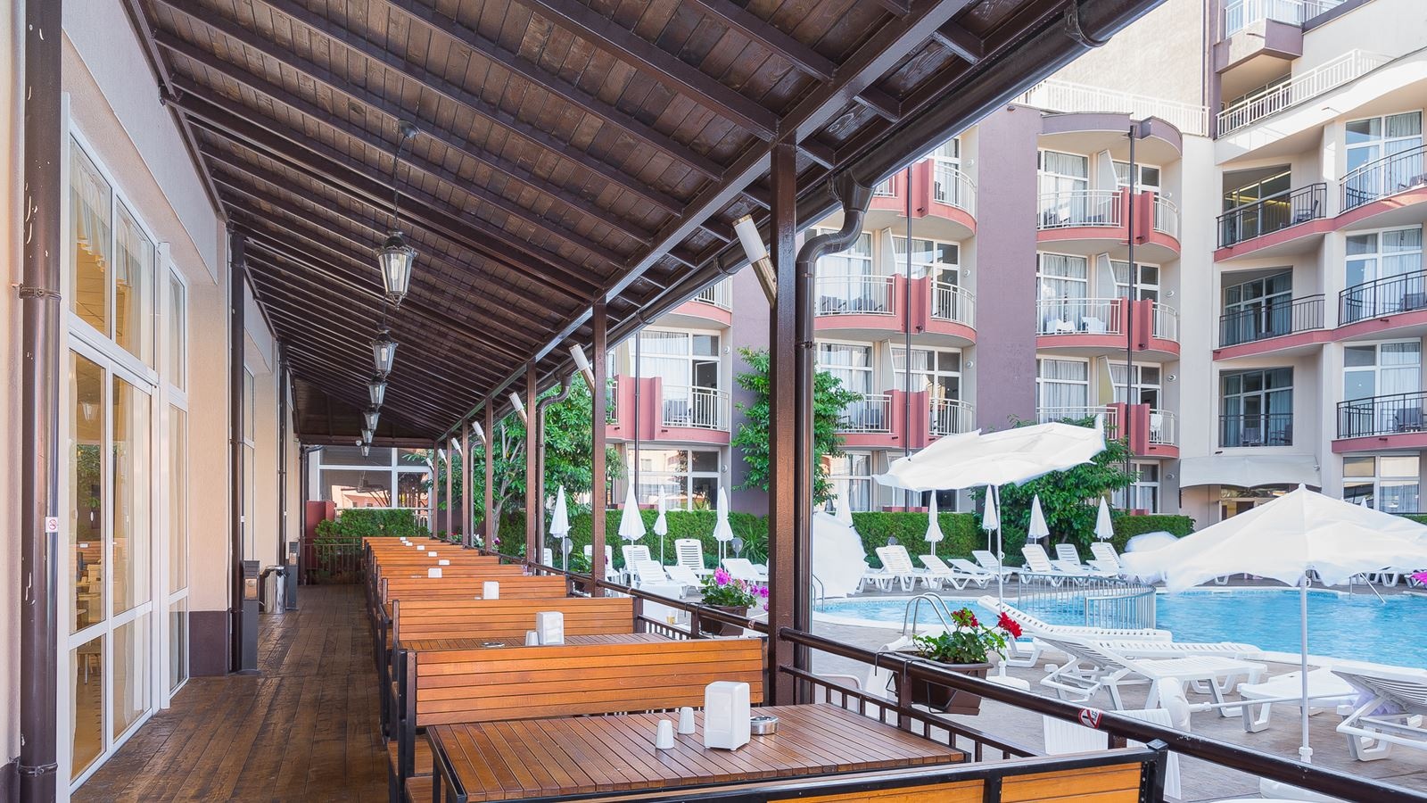 restaurants-main-restaurant