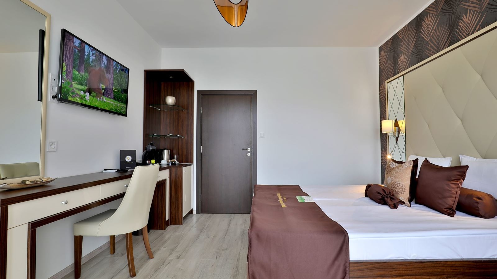 rooms-two-bedroom-apartment