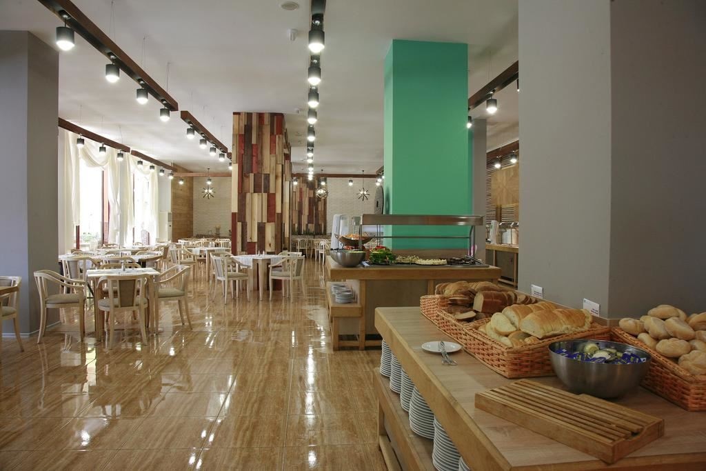 restaurants-restaurants