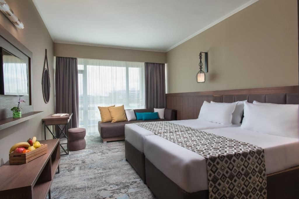 rooms-twin-superior-room-balcony-or-terrace