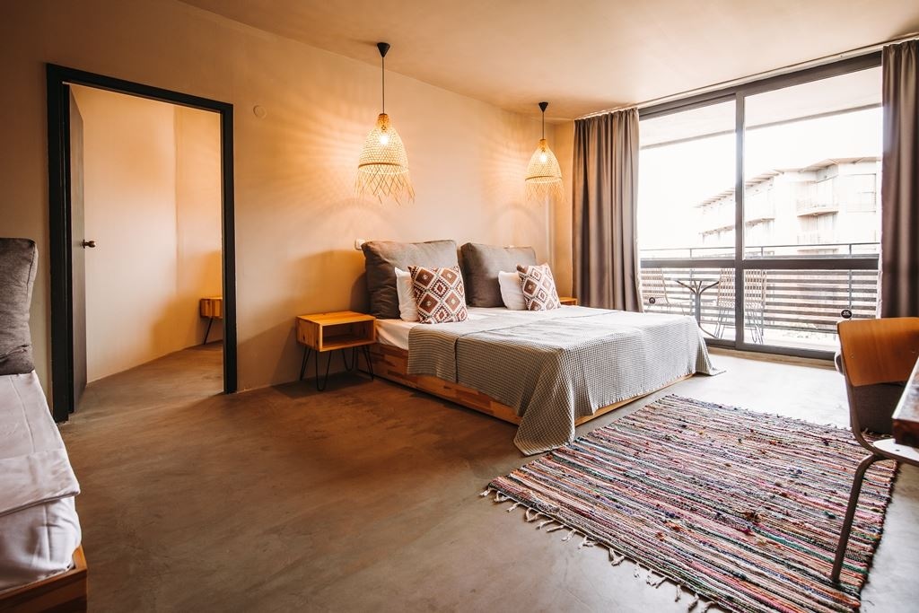 rooms-two-bedrooms-apartment-5-pax