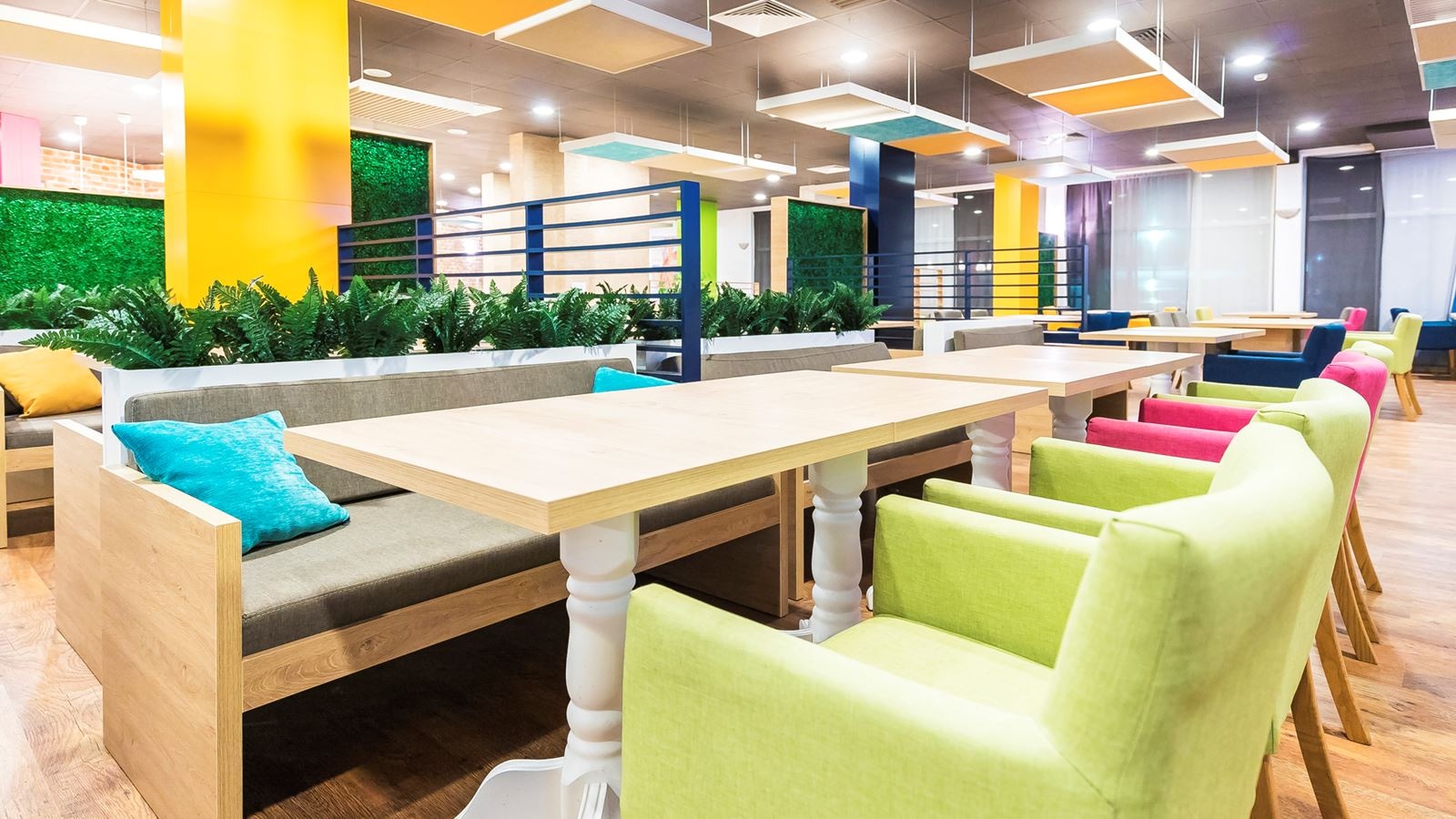 restaurants-restaurant