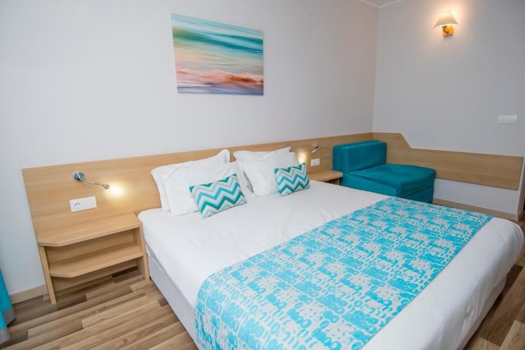 rooms-standard-room-balcony