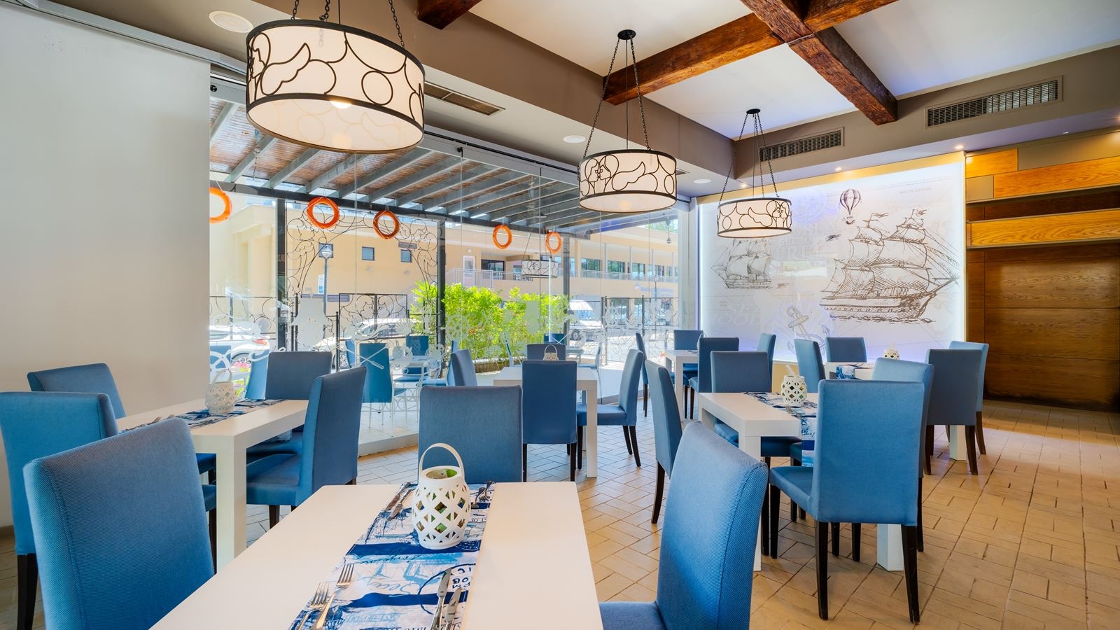 restaurants-a-la-carte-captain-black-sea--fish-restaurant