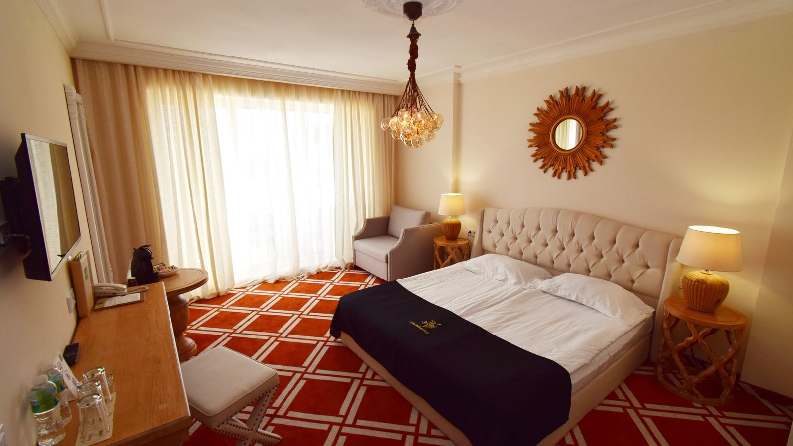 rooms-2-connectingrooms-standard-familyroom-seafront-balcony-or-terrace